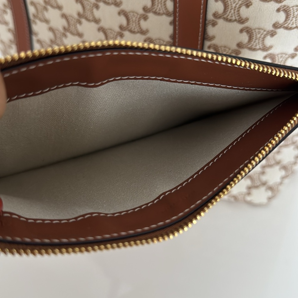 Celine *NEW* Triomphe Tan and Brown Women's Tote Bag with Pouch & Dust Cover - Picture 4 of 15